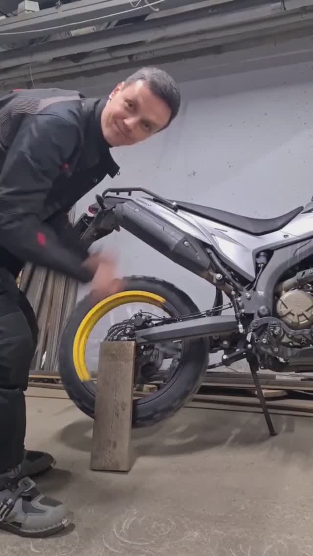 Лайфхаки, которые мы заслужили #motolifehacks #enduro  #comedy #learnfromkhaby