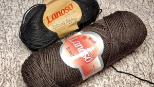 Новый процесс - женский свитер спицами.