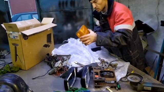 Мерседес 190 w201. Несколько посылок с Редкими запчастями. Several parcels with Rare parts смотреть онлайн