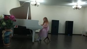 В. Гиллок, Колокольчики. Исполняет Елизавета Пузий, 9 лет