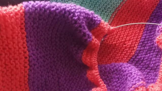 ЧТО СЕЙЧАС НА СПИЦАХ / ЕЩЕ ОДНА ПАРА В НОСОЧНУЮ КОРОБКУ смотреть онлайн