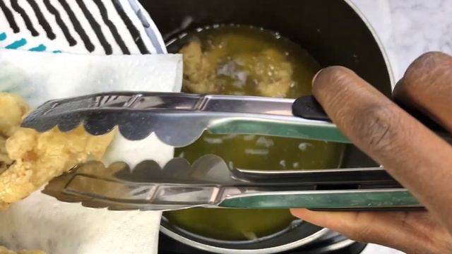 Easy General Tso Cauliflower & It's VEGAN!!! смотреть онлайн