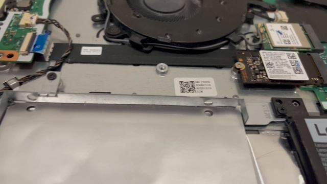 LENOVO IDEAPAD 3 13ARE05. Разбор и чистка. смотреть онлайн