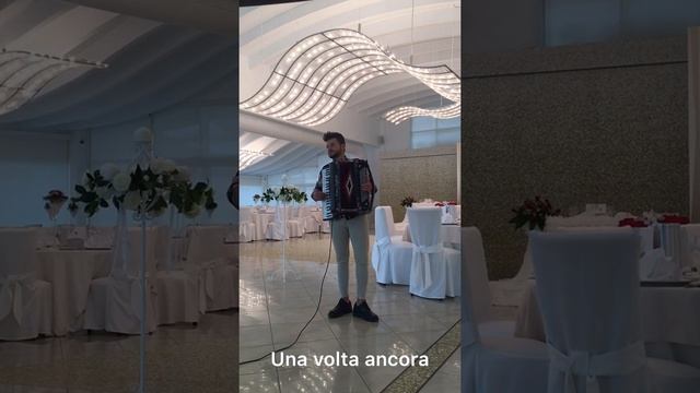 JAMBO-UNA VOLTA ANCORA-OSTIA LIDO-DIMMI DOVE E QUANDO-MAMBO SALENTINO смотреть онлайн