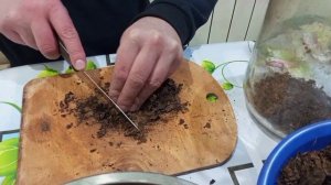 Режем табак после ферментации