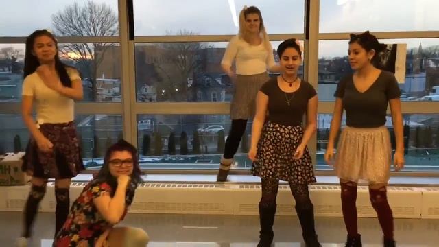 Little Apple~Mandarin Project смотреть онлайн