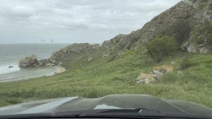 🚗 В Крым на машине: Генеральские пляжи, призраки каменоломен и закат в Оленёвке
