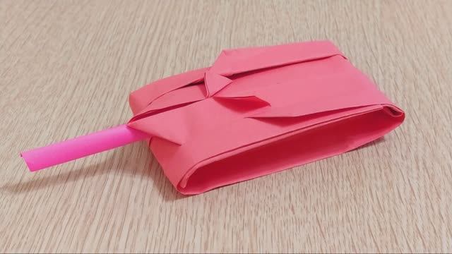 Танк из бумаги оригами. Поделка на 23 февраля или 9 мая