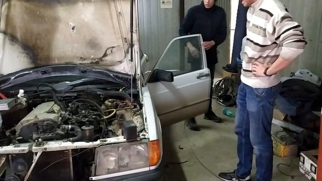 Мерседес 190 w201. Замена двигателя на м111. Свап. смотреть онлайн