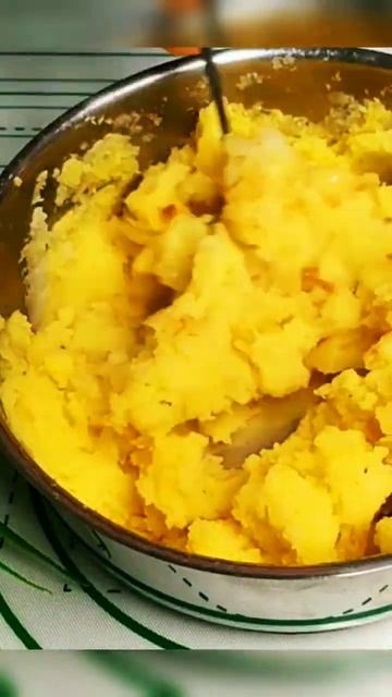 Супер бюджетный и очень вкусный пирог с картошкой🥮🥮 #пирогскартошкой #shortsvideo #shorts