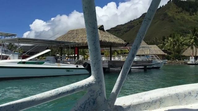 Bora Bora Vacation - Travel in French Polynesia Tahiti on a Boat ride смотреть онлайн