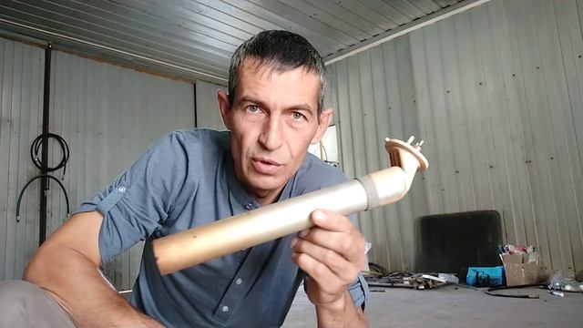 Мерседес 190 w124. Датчик уровня топлива. смотреть онлайн