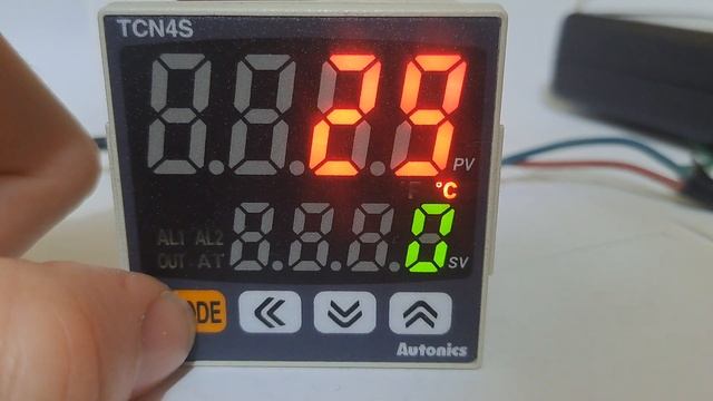 Настройка TCN4S в режиме нагрева Pt100 смотреть онлайн