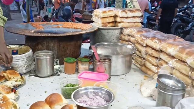 Tried Pao bhaji😍 at Sahid nagar смотреть онлайн