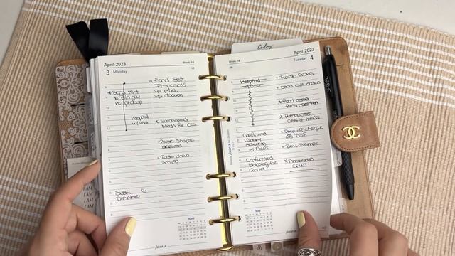 CHANEL AGENDA FLIP • April 2023 • Personal Planner Flip смотреть онлайн