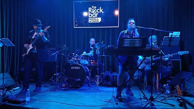 Пускай безумствует мечта SINGULAR