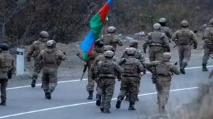 Son Deqiqelerini yaşayirlar - Azerbaycan ancaq ireli... Bayragimiz dalgalanir