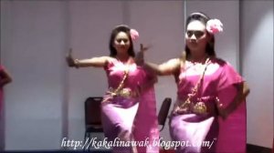 Traditional Thai Dance at Suan Lum Night Bazaar Ratchadaphisek