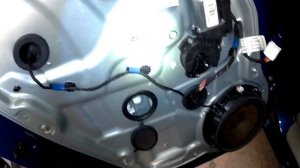 Как снять обшивку двери со снятием стёкол Kia Ceed 1 ➤ Пошаговое руководство