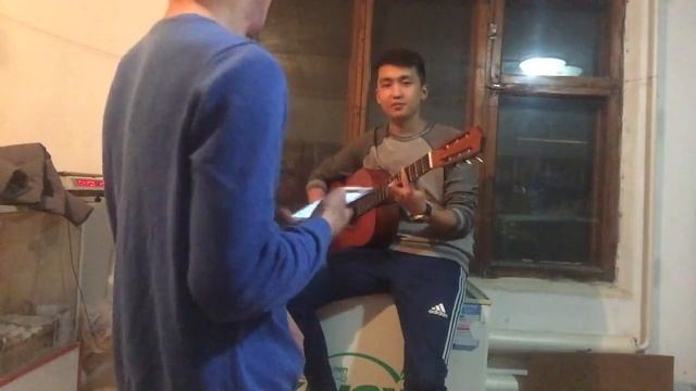 Бахтияр Акылбек - Кел Жаным қазақша гитара смотреть онлайн