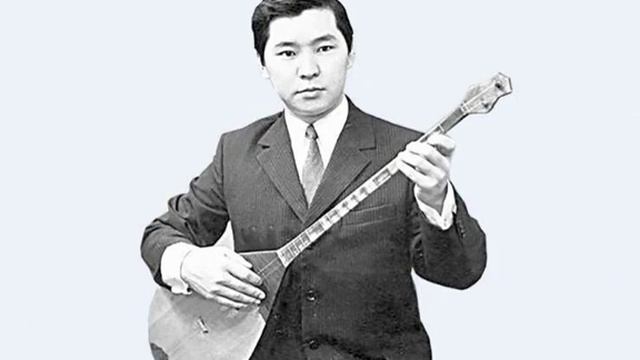 "Сағыныш сазы" хабары.Әнші Жәнібек Кәрменов смотреть онлайн