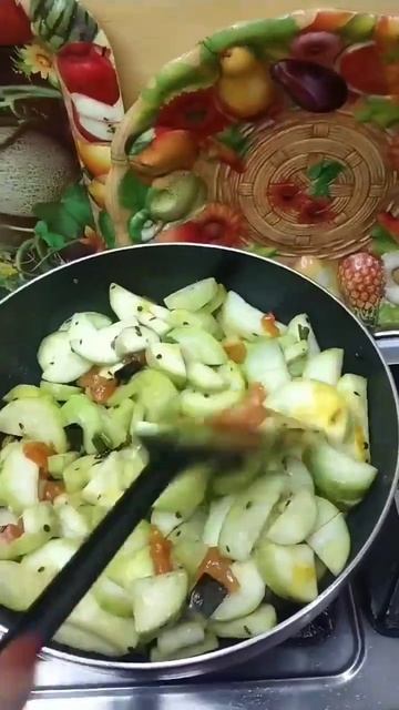 lauki ki aisi sabzi jo nahi bhi khate wo bhi pasand karege#lauki#recipe #shorts #viral