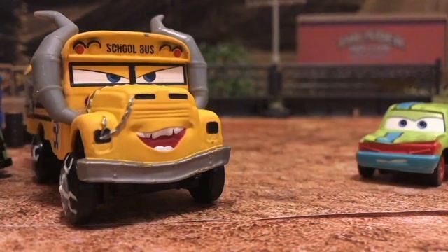 Stop Motion : Movie Cars 3 Reenactment : Crazy Eight in Thunder Hollow : English subtitles смотреть онлайн