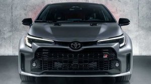 Новый Toyota Corolla GR 2025 доступен в РФ: мощный мотор и механика коробка