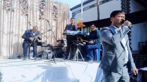 ЁР ЁР ПОД ГИТАРУ ЭРКИН ОБИДАЛИЕВДАН 🎸🎸