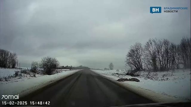 Во Владимирской области авто вылетело в поле и несколько раз перевернулось