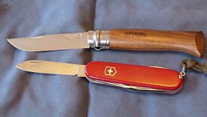 Opinel #8 Stainless/Walnut