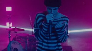 Nessa Barrett, JXDN & Travis Barker - La Di Die (Live)