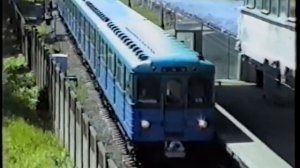 Вагоны типа Е на Филёвской линии метро/Moscow metro-cars of E type (19.05.2002)