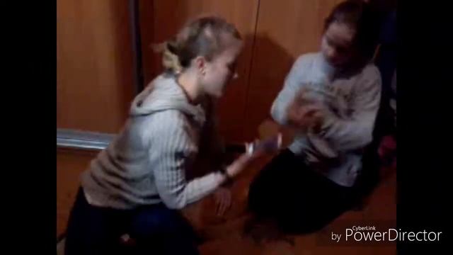 Water bottle flip challenge смотреть онлайн