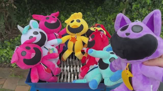 Измельчаем КОШАЧЬЮ БАНДУ настоящим измельчителем!