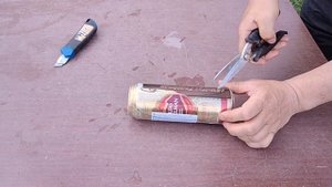 Ветряк из алюминиевой банки для отпугивания птиц и кротов Самоделка своими руками