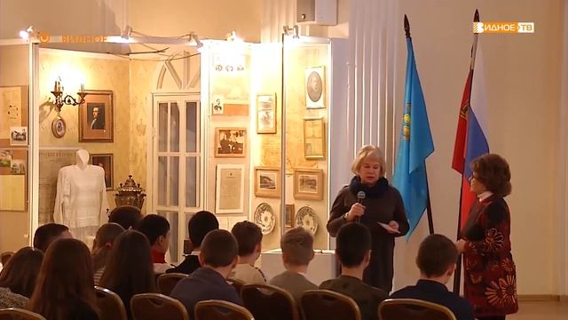 «Урок мужества» - беседа о Сталинградской битве в историко-культурном центре смотреть онлайн