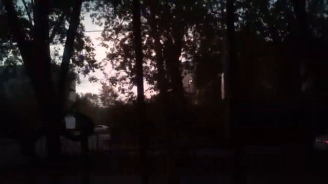 Момент грозы в Екатеринбурге 21 мая 2024 года. смотреть онлайн