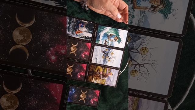 ВОДОЛЕЙ Таро-расклад на июнь 2024 смотреть онлайн