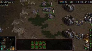 Эта игра так наглядно показала как играть в TvP одновременно и развиваясь и нападая. Stork vs Speed