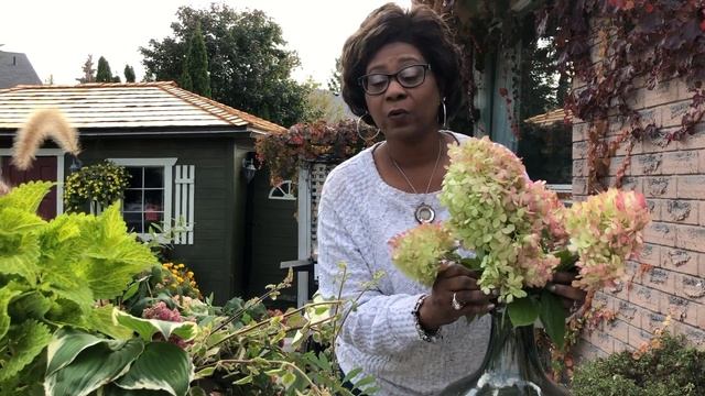 How I Make A Fall Cut Flower Arrangement | Easy Step By Step Process | Anthea's Style смотреть онлайн