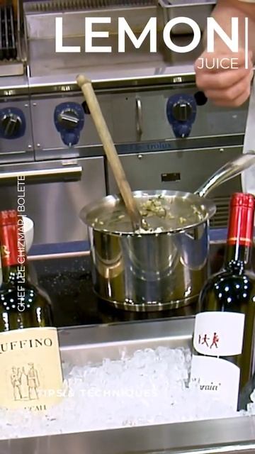 Lemon Juice | Chef Lee Chizmar | Tips #shorts смотреть онлайн
