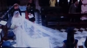 ВЗГЛЯД КОРОЛЕВЫ НА СВАДЬБЕ ГАРРИ И МЕГАН НАСТОРОЖИЛ 29 .05.2018 г.