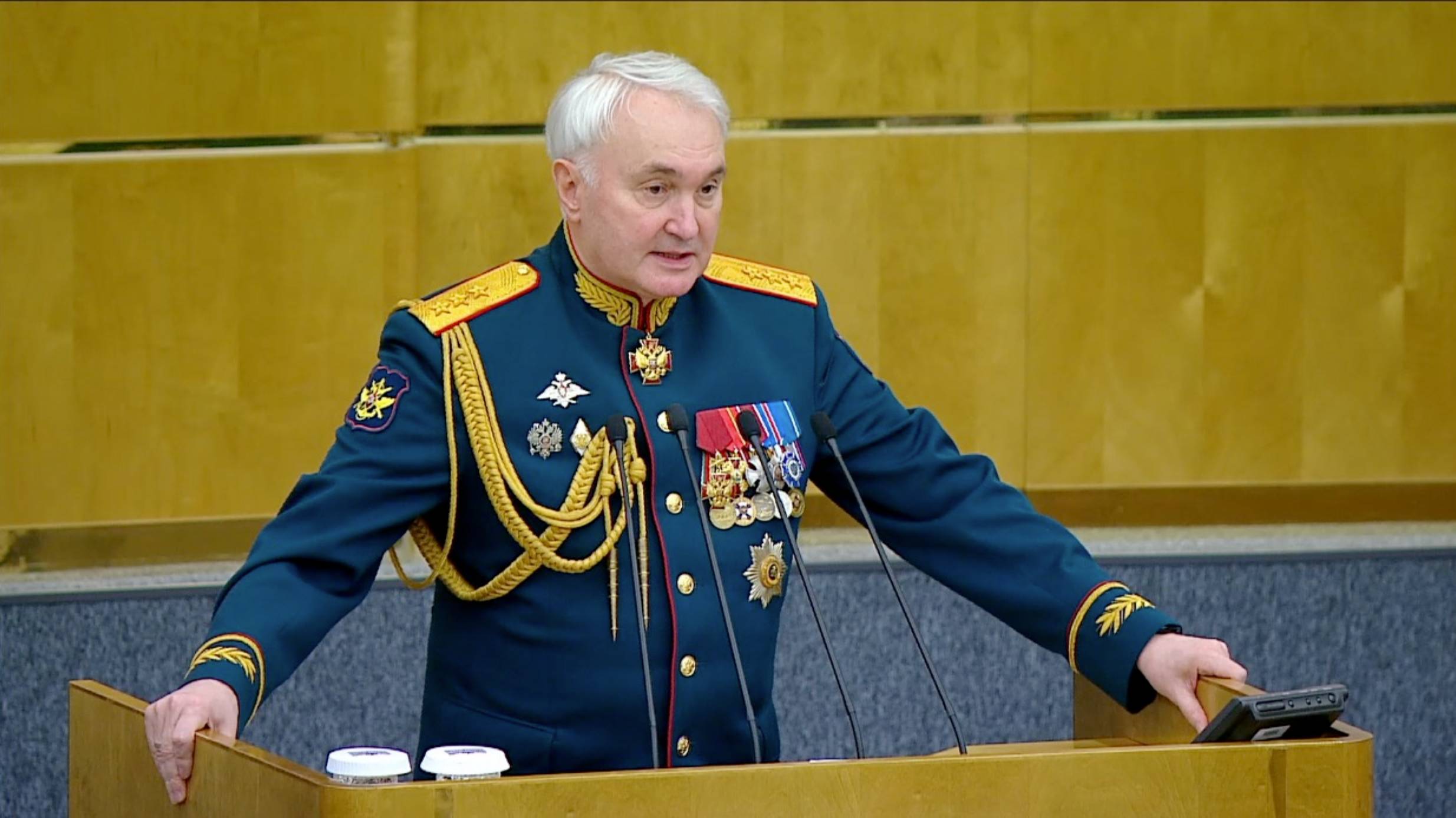 АНДРЕЙ КАРТАПОЛОВ: ПОКОЛЕНИЕ ВОИНОВ РОССИИ ДОСТОЙНО ПРОДОЛЖАЕТ ЭСТАФЕТУ РАТНОЙ СЛАВЫ ПРЕДКОВ