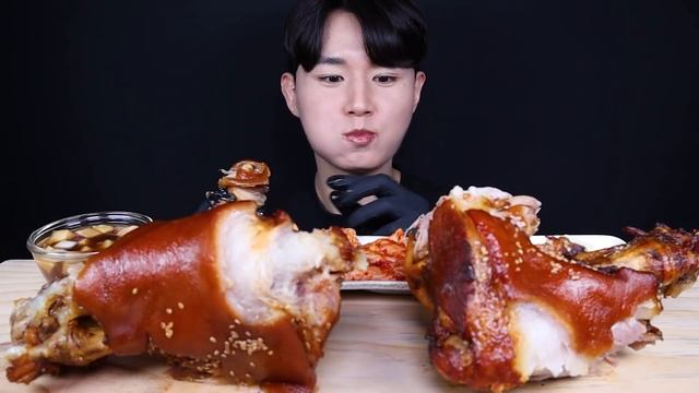 통족발 !! 족발과 김치 먹방ASMR MUKBANG JOKBAL & PORK FEET & KIMCHI 豚足 キムチ eating sounds