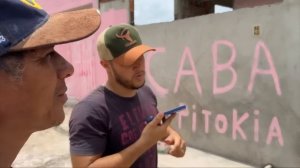 GALO CEGO SE VINGA DE PILILIU PINTANDO A CASA DELE DE ROSA | PILILIU DA RESENHA