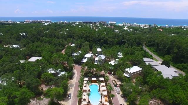 Magnolia Cottages Drone video - mls version смотреть онлайн