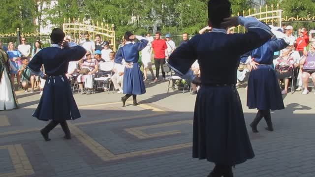 чечено-ингушский ансамбль "дети гор". концерт дружбы народов. чебоксары