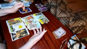 Я глазами женщин, я глазами мужчин, я на самом деле. Расклад Таро.