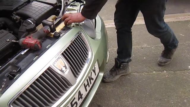 MEERKAT,S how to do  remove rover 75 mg zt headlights